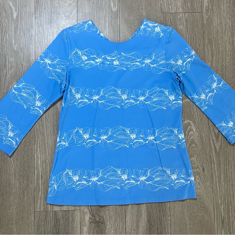J. McLaughlin Blue Graphic 3/4 Sleeve Blouse